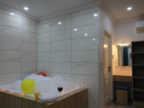  gece  -  Kasım
  | Kalkan İncebel'de Jakuzili Muhafazakar Villa: Doğa İçinde Huzurlu Tatil